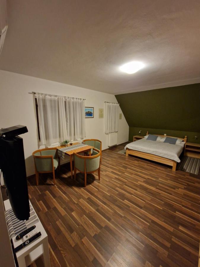 Guest House Wolf II Plitvička Jezera المظهر الخارجي الصورة