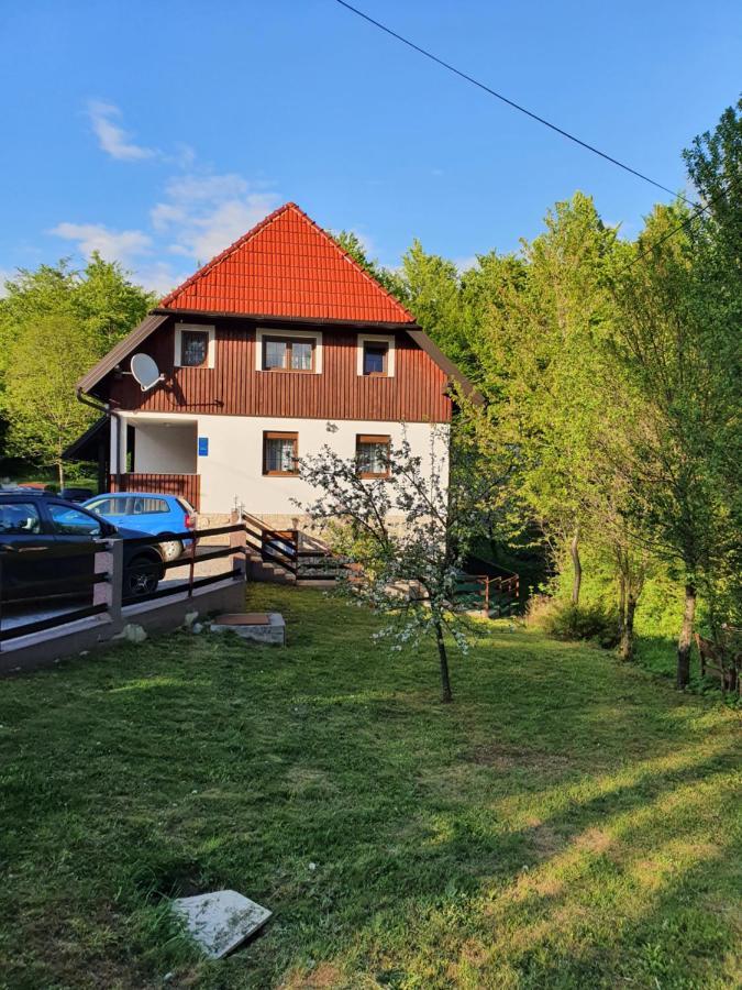 Guest House Wolf II Plitvička Jezera المظهر الخارجي الصورة